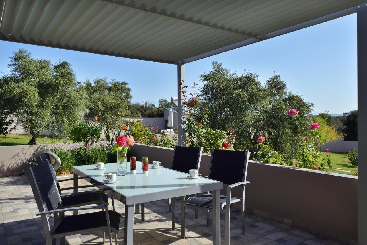Alexandra'S Garden Houses Stalos Exterior foto